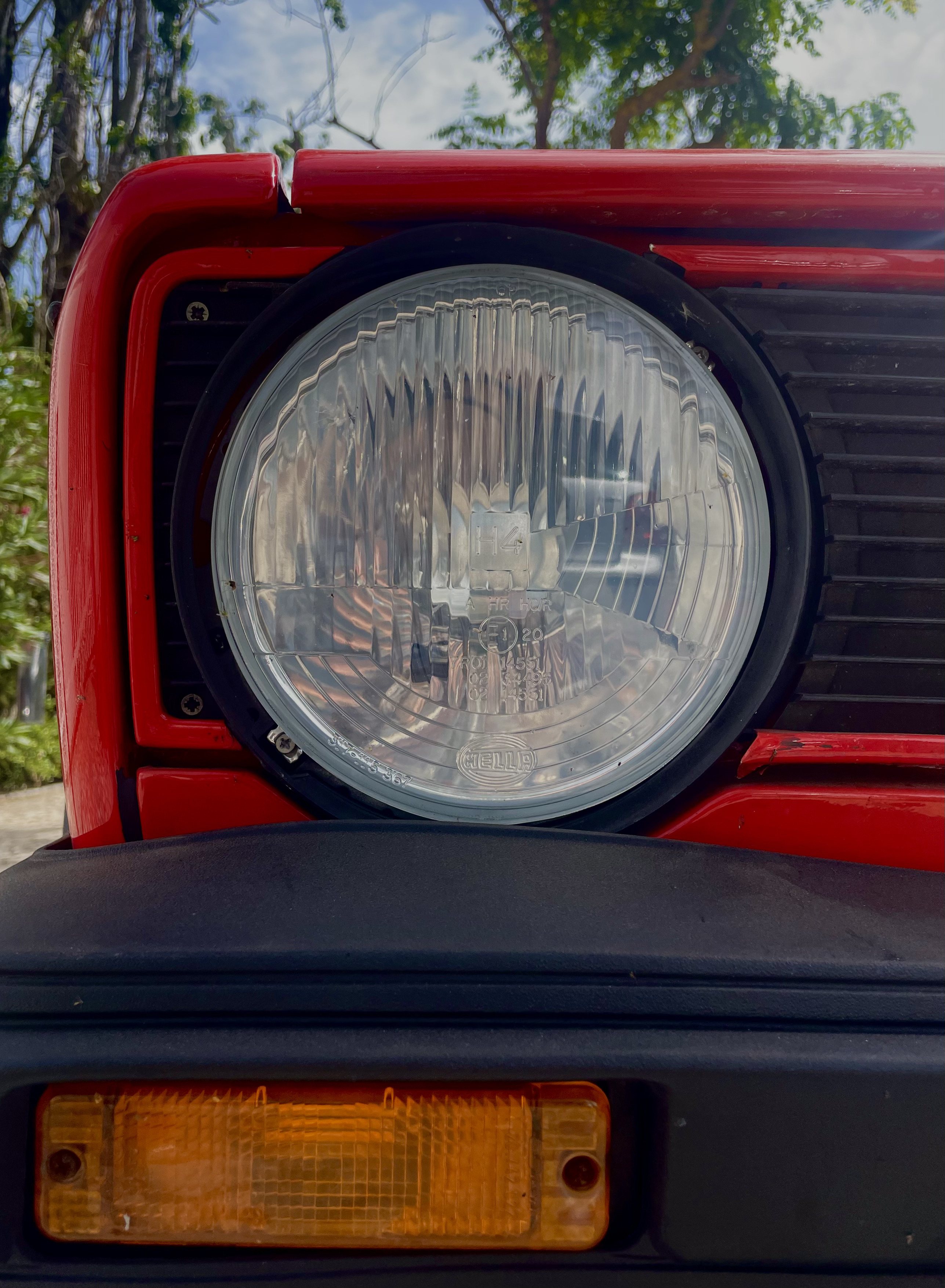 VW headlight